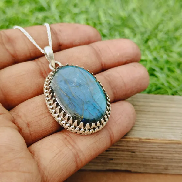 Silver_&_Grey_Sterling_Silver_925_Premium_&_Elegant_Boho_Pendant_For_Girls_&_Women