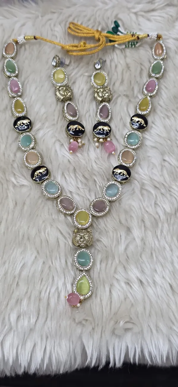 Multicolor_&_Golden_Brass_Premium_&_Elegant_Traditional_Multi_Monalisa_Stones_Necklace_For_Women_&_Girls