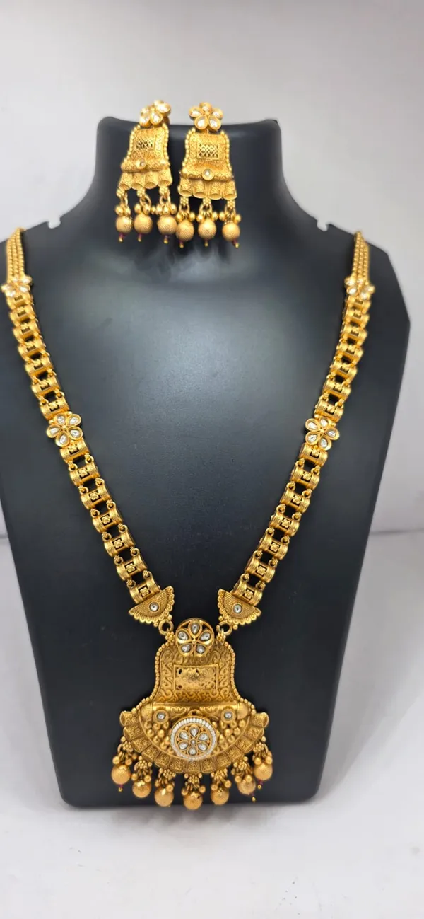 Multicolor_&_Golden_Brass_Premium_&_Elegant_Traditional_Rani_Haar_Traditional_Necklace_For_Women_&_Girls
