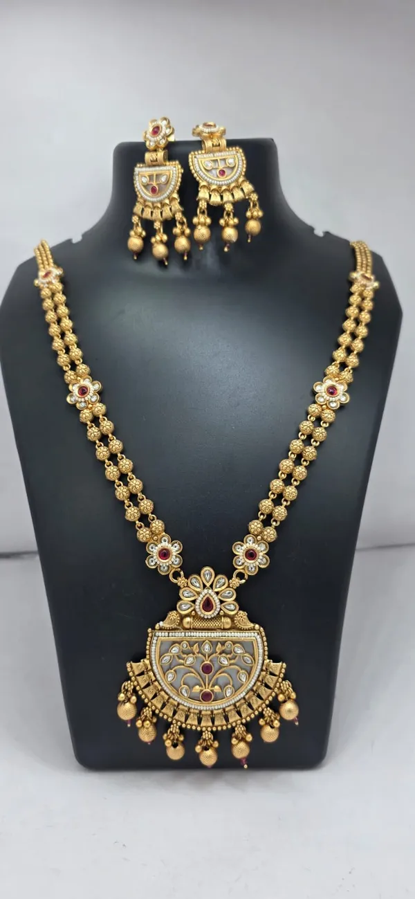 Multicolor_&_Golden_Brass_Premium_&_Elegant_Traditional_Rani_Haar_Traditional_Necklace_For_Women_&_Girls