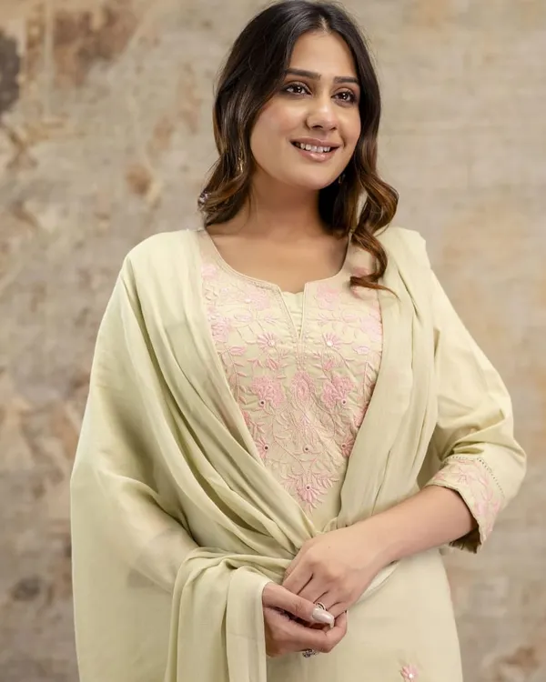 White_Khadi_Cotton_Embroidered_Kurta_Set_with_Dupatta_For_Women_&_Girls