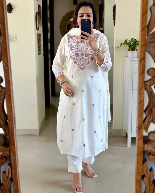 White_Khadi_Cotton_Embroidered_Kurta_Pant_&_Dupatta_For_Women_&_Girls