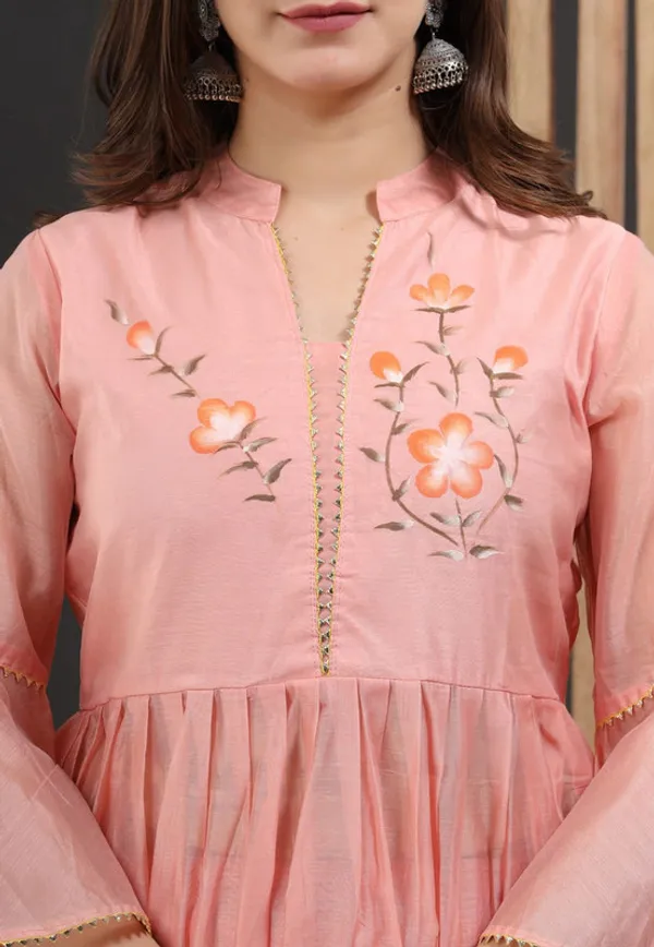 Pink_Chanderi_Hand_Painted_Bell_Sleeves,_Sweetheart_Neck_Lehenga_Set_For_Women_&_Girls