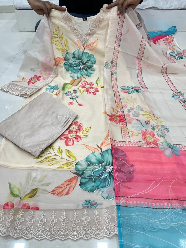 White_Chanderi_Silk_Zari_Print_with_Handwork_Kurta_Set_for_Women_&_Girls