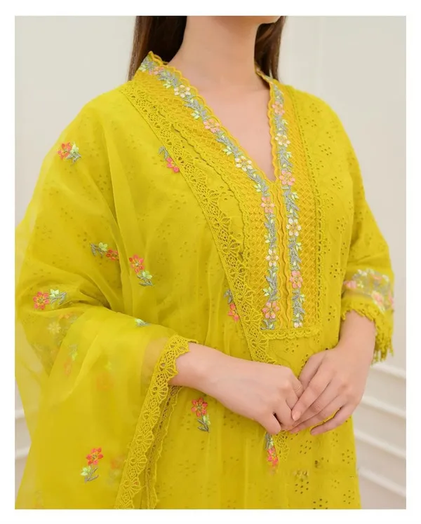 Yellow_Schiffli_Cotton_Embroidered_Kurta_Pant_&_Dupatta_Set_For_Women_&_Girls