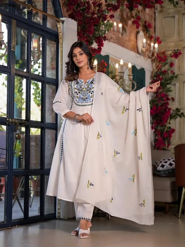 White_Aline_Cotton_Suit