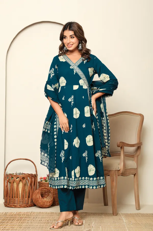 Blue_Premium_Cotton_Kurti_Set_with_Leaf_work