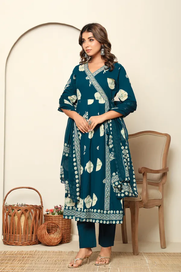 Blue_Premium_Cotton_Kurti_Set_with_Leaf_work