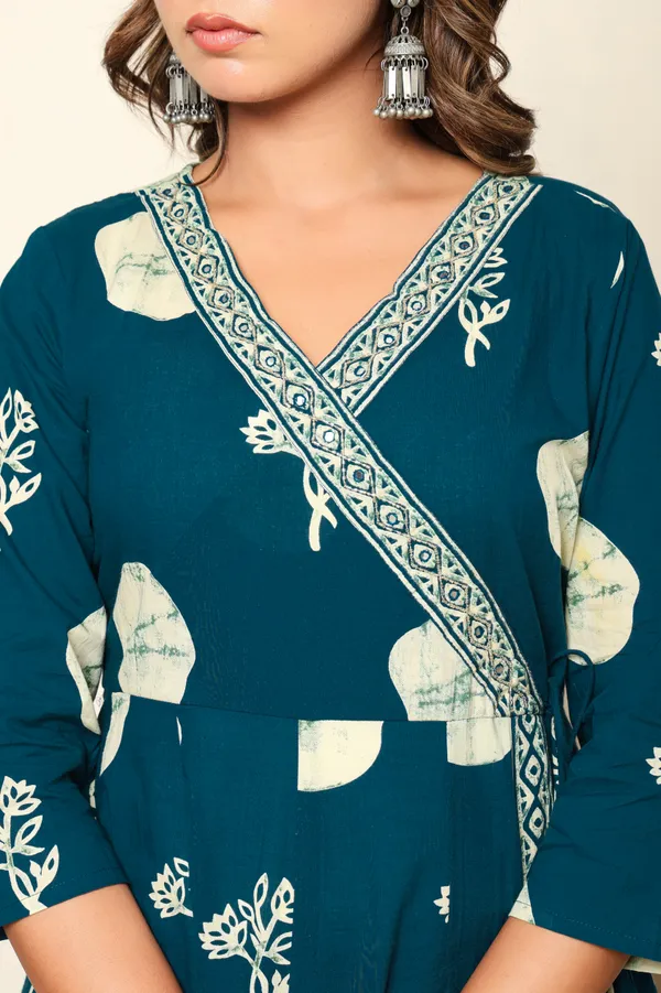 Blue_Premium_Cotton_Kurti_Set_with_Leaf_work