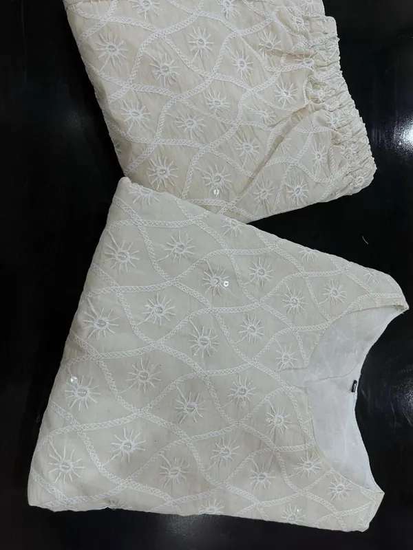 White_Cotton_Chikankari_Kurta_&_Pant_For_Women