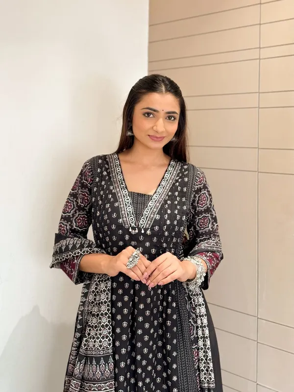 Black_Ajrakh_Taj_Cotton_Weaving_Mirror_Work_Kurta_Pant_&_Dupatta_For_Women