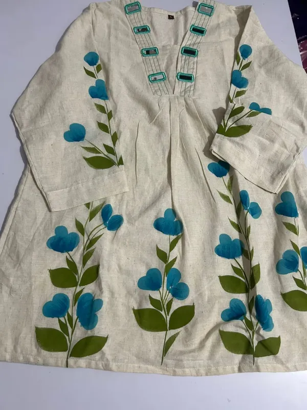 White_Flex_Cotton_Brush_Print_Style_Kurta_&_Pant_Co-Ord_Set_For_Women_&_Girls