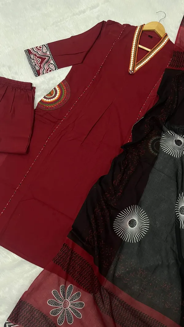 Red_Cotton_Weaving_&_Embroidered_Kurta_Pant_&_Dupatta_For_Women