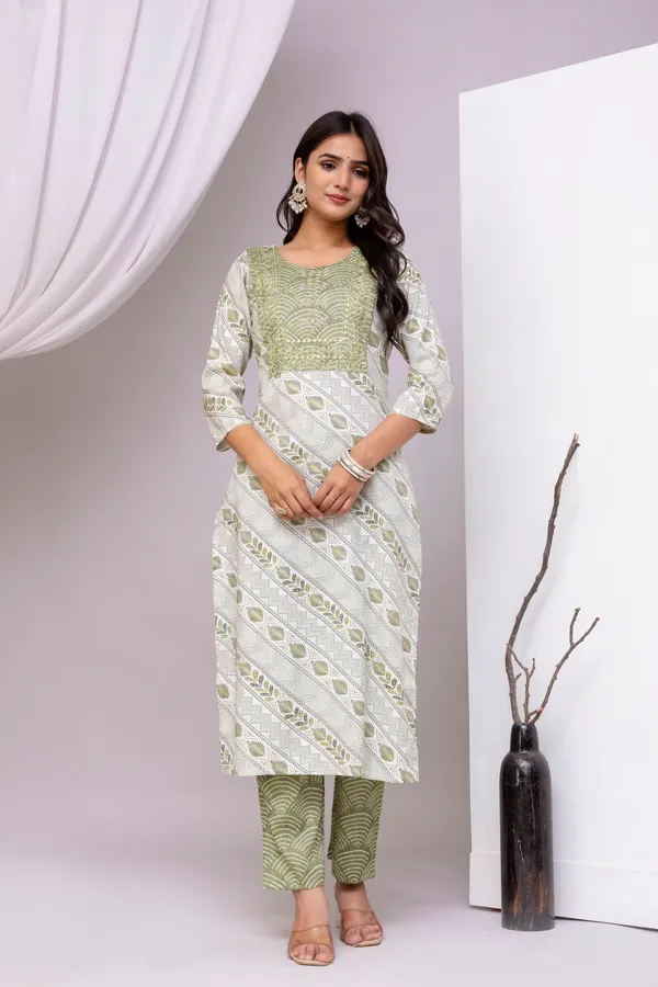Green_Women's_Kurti