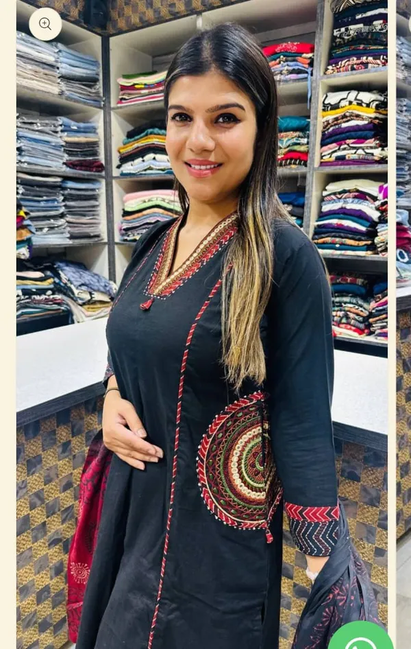 Black_Cotton_Weaving_&_Embroidered_Kurta_Pant_&_Dupatta_For_Women