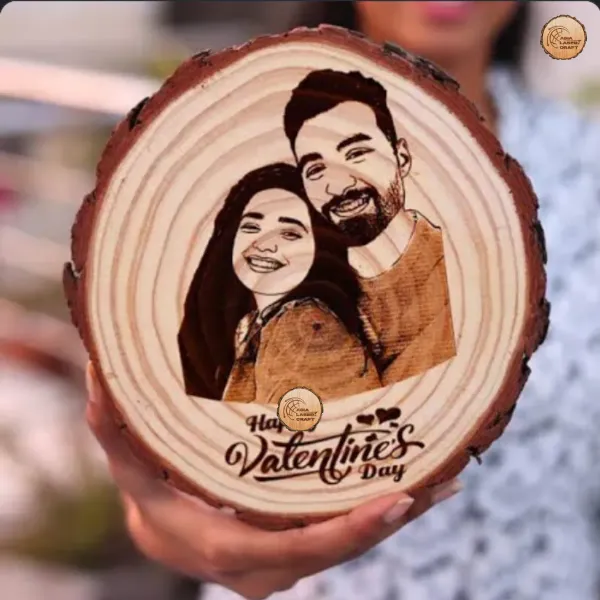 Brown_Customized_Wooden_Engraved_Photo_Frame_Personalized_Wooden_Plaque_Wooden_Photo_Engraving_Gift