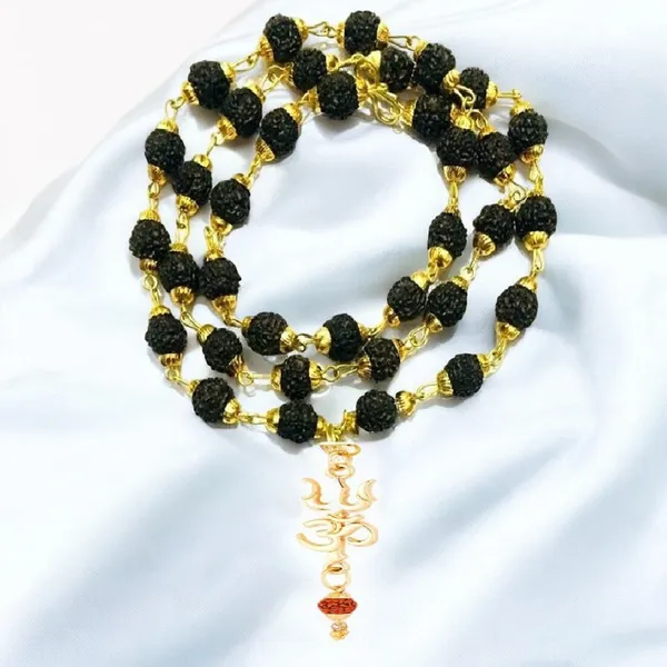 Religious_Jewelry_Trishul_Locket_With_Puchmukhi_Rudraksha_Mala_8mm_36beads_Gold_Plated_Plated_Wood_Chain