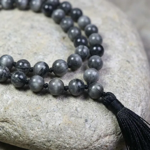 Green_Spiritual_Cat_S_Eye_Stone_Mala_108_Beads_Brass_Plated_Bra