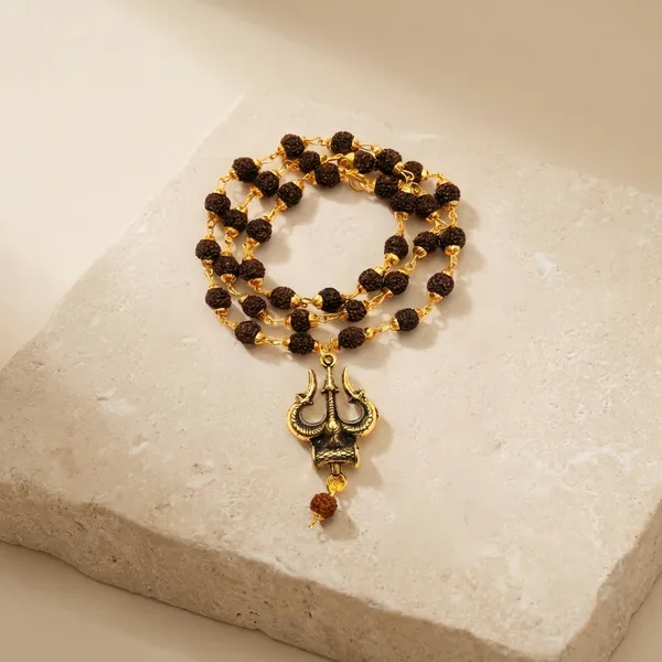 Religious_Jewelry_Trishul_Locket_With_Puchmukhi_Rudraksha_Mala_8mm_36beads_Gold_Plated_Plated_Wood_Chain