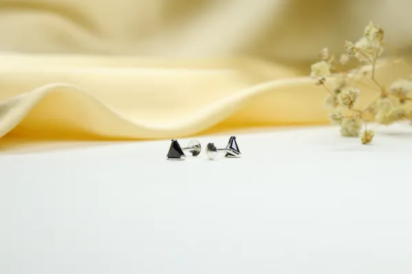 Black_Premium_Quality_Black_Obsidian_Trillion_Studs