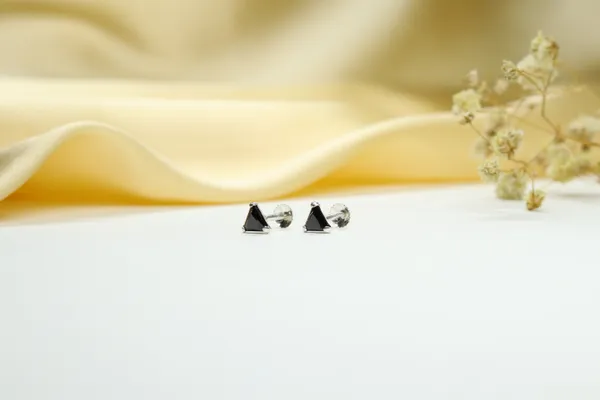 Black_Premium_Quality_Black_Obsidian_Trillion_Studs