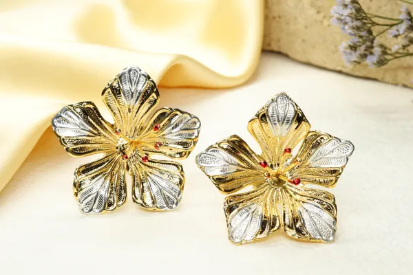 Silver_Premium_Quality_Pure_Gold_Polish_Flowers_For_God