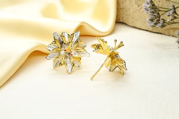 Silver_Premium_Quality_Pure_Gold_Polish_Flowers_For_God