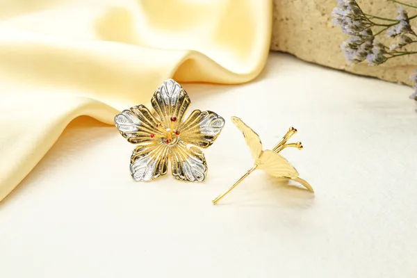 Silver_Premium_Quality_Pure_Gold_Polish_Flowers_For_God