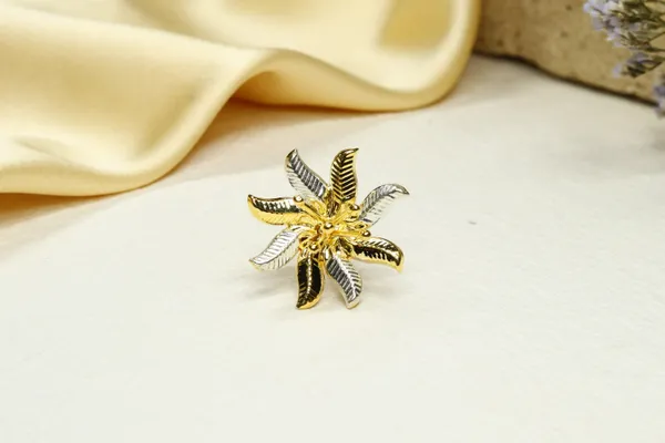 Silver_Premium_Quality_Pure_Gold_Polish_Flowers_For_God