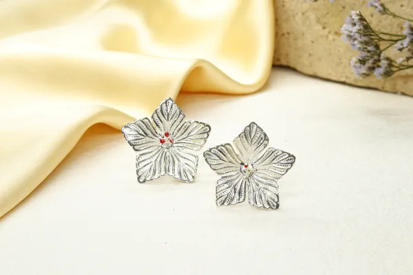 Silver_Premium_Quality_Pure_Jaswand_Flowers_For_Pooja