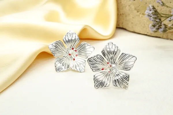 Silver_Premium_Quality_Pure_Jaswand_Flowers_For_Pooja