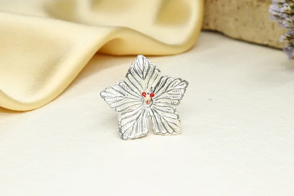 Silver_Premium_Quality_Pure_Jaswand_Flowers_For_Pooja
