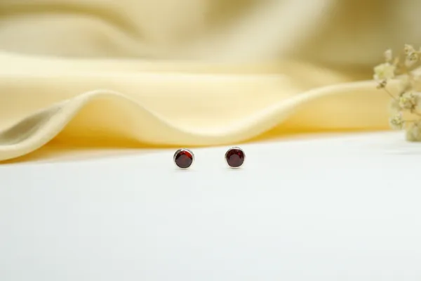 Red_Premium_Quality_Ruby_Signature_Studs