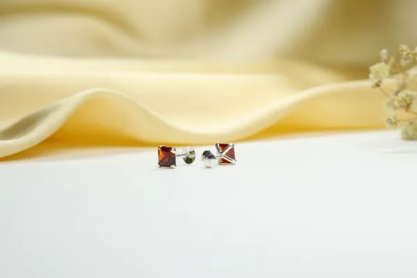 Red_Premium_Quality_Scarlet_Princess_Cut_Stud_Earrings