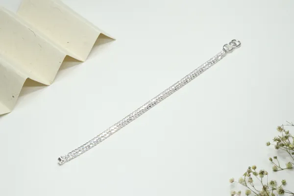Silver_Premium_Quality_Classical_Design_Bracelets_For_Boys