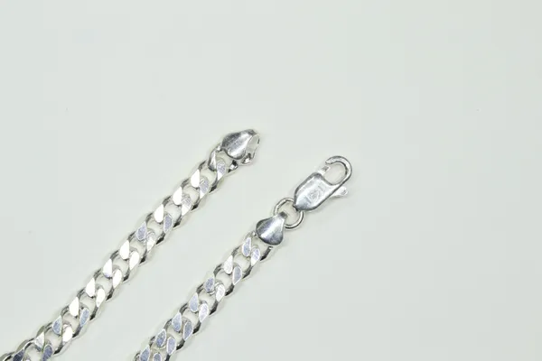 Silver_Premium_Quality_Classical_Design_Bracelets_For_Boys
