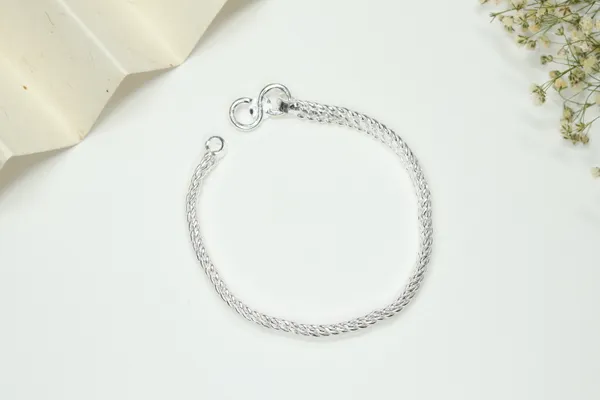 Silver_Premium_Quality_Classical_Design_Bracelets_For_Boys