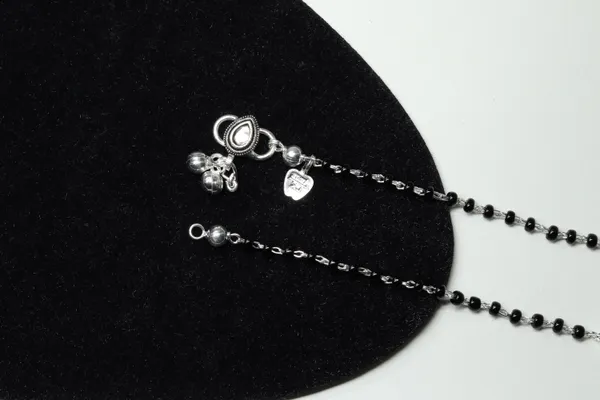 Black_&_Silver_Premium_Quality_Beads_Chain_Anklet_Daily_Wear