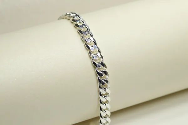 Silver_Premium_Quality_Classical_Design_Bracelets_For_Boys