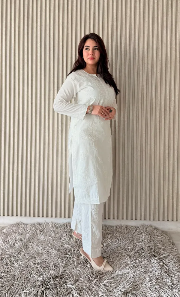 Chanderi_Chikankari_White_Pant_Set_Exclusive_Chikankari_Pant_Set_For_Women
