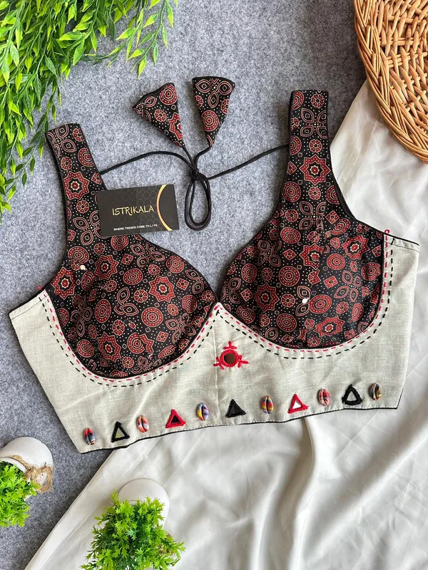 Ajrakh_Print_Padded_Designer_Blouse_with_Cowrie_&_Mirror_Work
