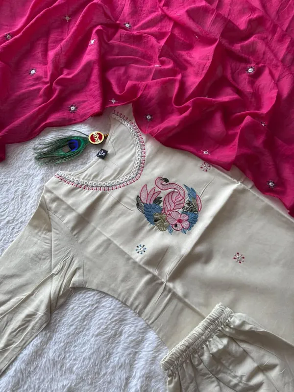 Cream_Khadi_Cotton_Kurta_Set_with_Flamingo_Embroidery_and_Rani_Pink_Mul_Cotton_Dupatta
