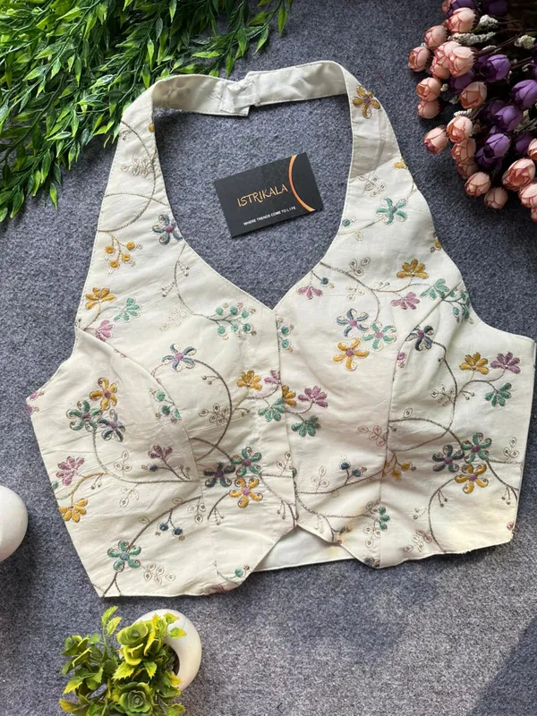 Istrikala_Khadi_Cotton_Hand_Embroidered_Halter_Neck_Blouse_|_Princess_Cut_|_Size_38–42