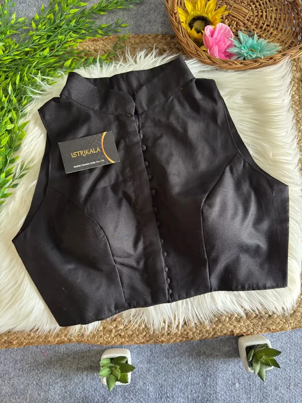 Mandarin_Collar_Front_Button_Sleeveless_Blouse