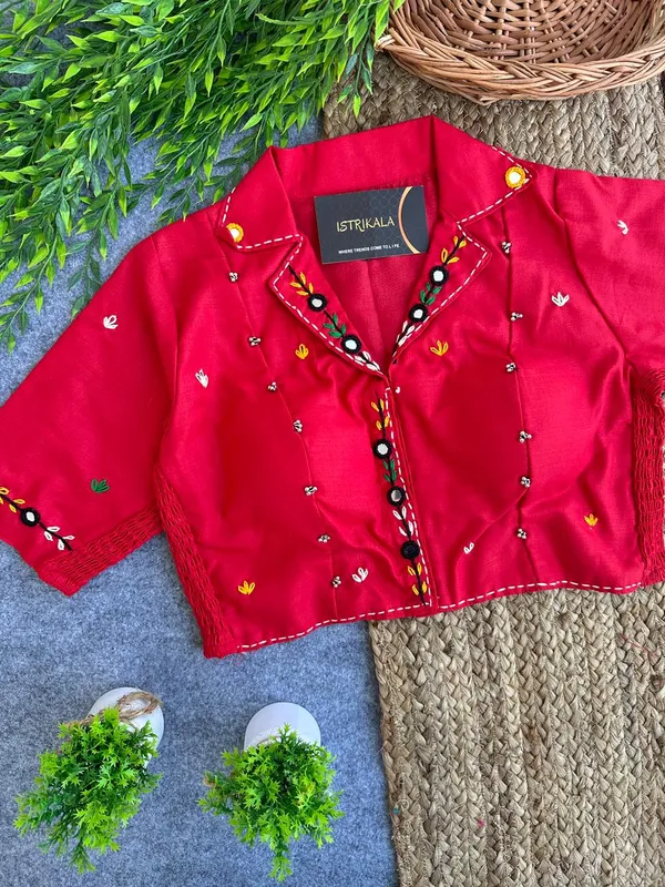 Diwali_Special_Hand_Embroidered_Mirror_Work_Crop_Blouse