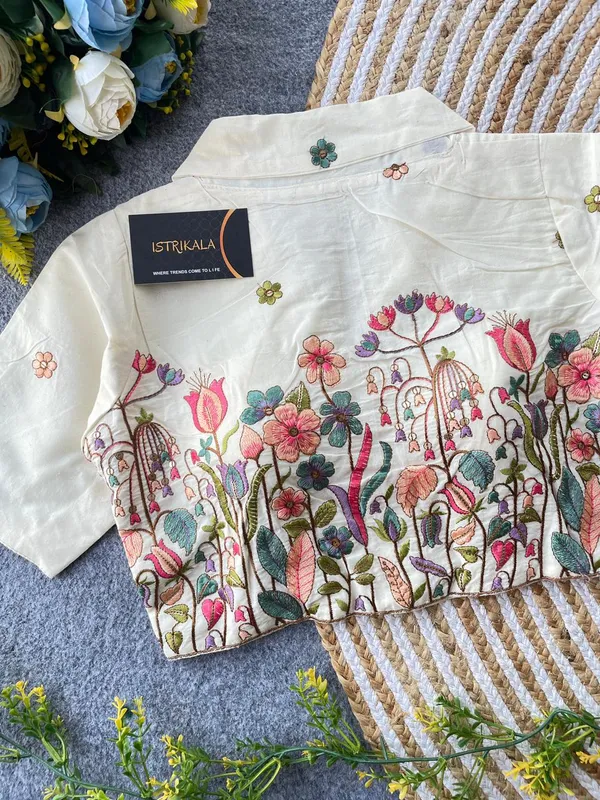 Premium_Floral_Embroidered_Cotton_Saree_Blouse