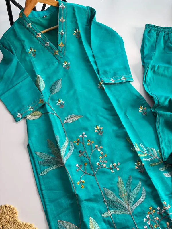 Women’s_Embroidered_Kurta_Pant_Set_|_Floral_V-Neck_Ethnic_Wear
