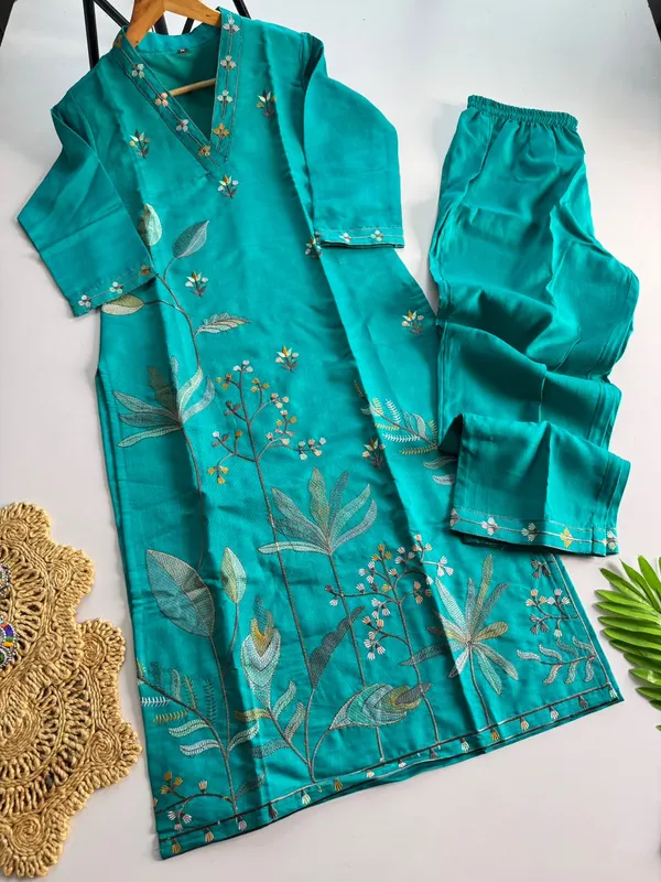 Women’s_Embroidered_Kurta_Pant_Set_|_Floral_V-Neck_Ethnic_Wear