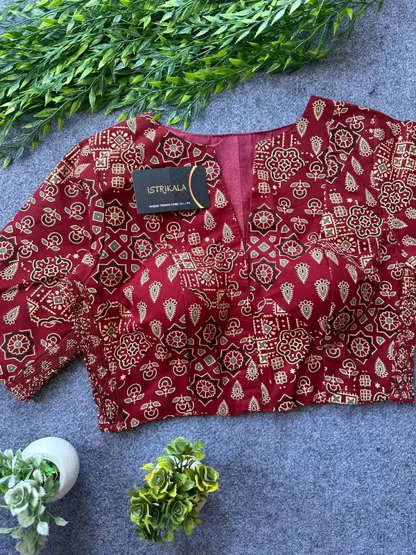 Cotton_Printed_Stretchable_Saree_Blouse_for_Women
