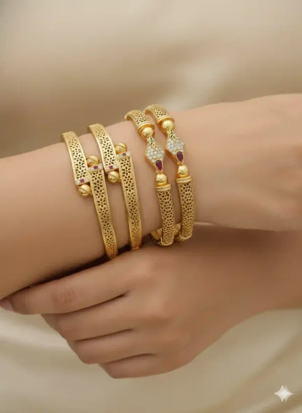 Micro_Gold_Plated_Ad_Diamond_Studed_Fancy_Bangle_Combo